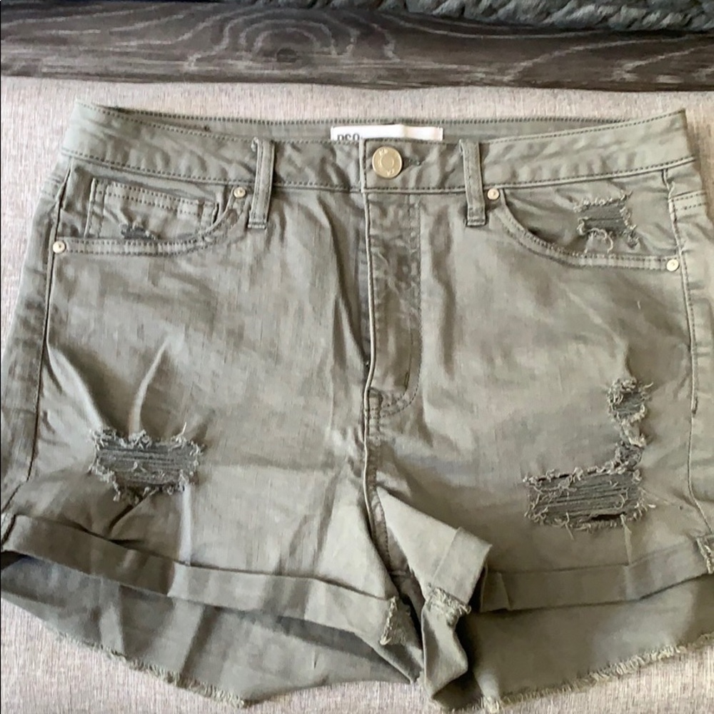 RSQ sunset high rise jean shorts so 11 (juniors)